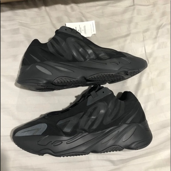 yeezy 70 black